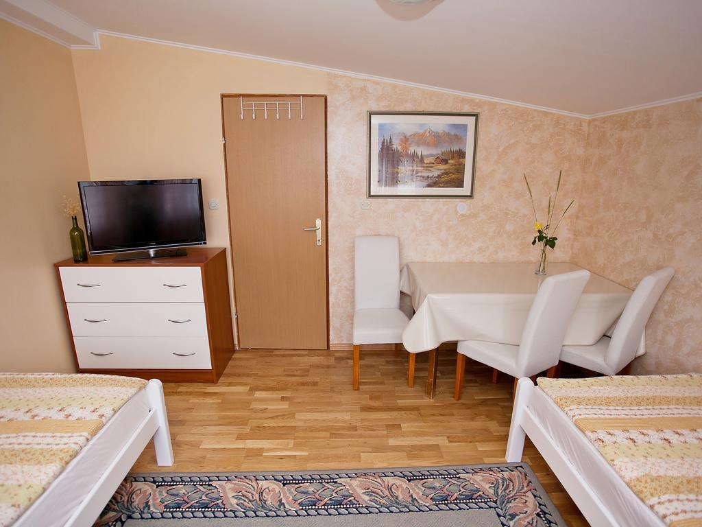 Apartment Zadar Diklo Borik Vir Chambre photo